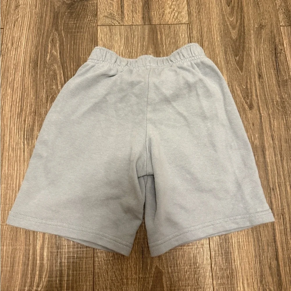 Under Armour Boys Gray Sweat Shorts Size YXS